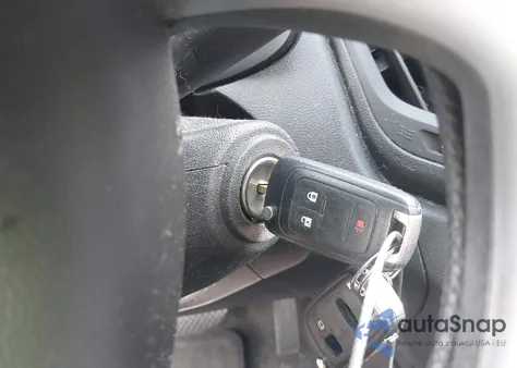 2015 Chevrolet Equinox 1Lt z USA, uszkodzony, nr VIN 2GNALBEK3F6329753